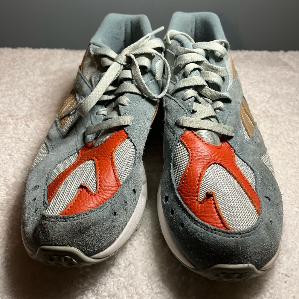 Mens Grey Reebox Shoes Pre-owned Size 10